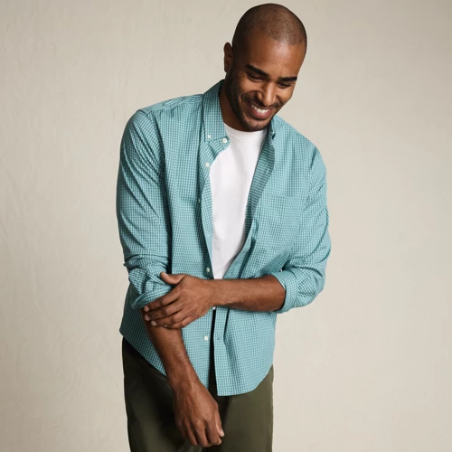 Hemden mit langen Ärmeln