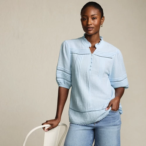Shirts & Blouses
